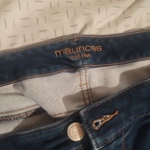 Maurices jeans